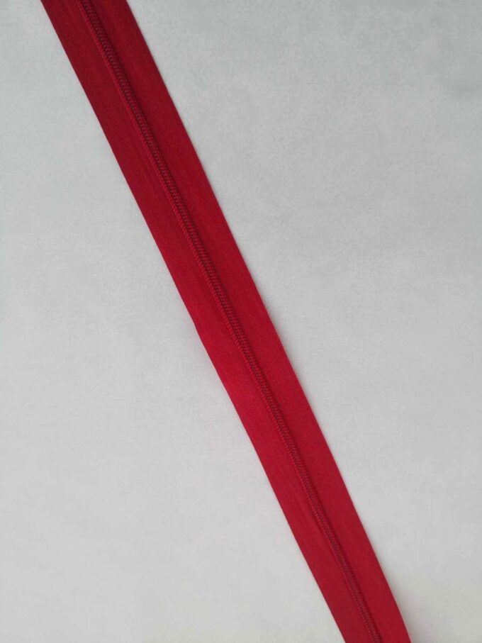 Zips špirálový 3 mm metráž červený