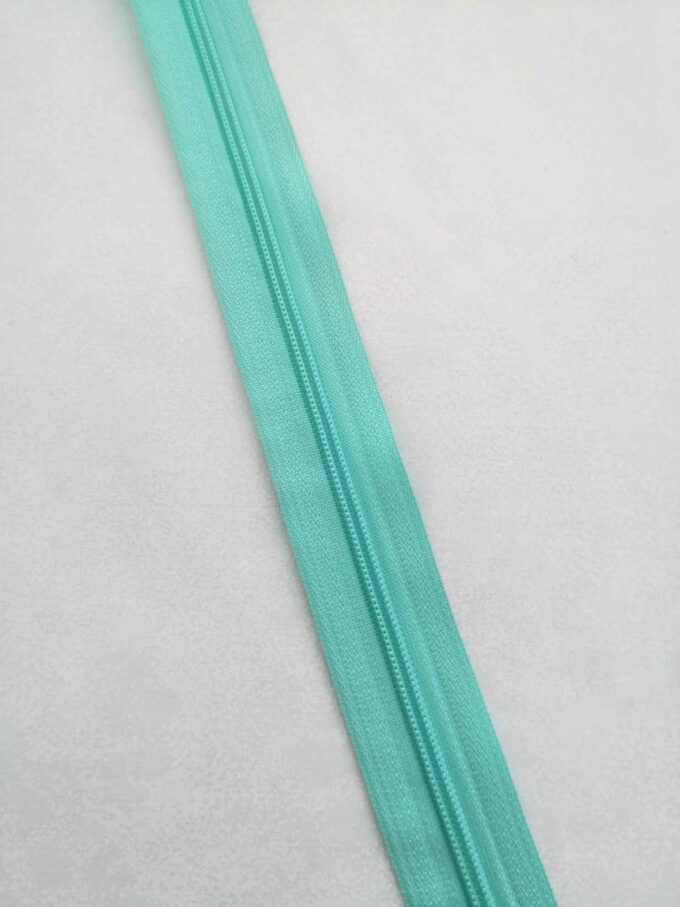 Zips špirálový 3 mm metráž mentolový